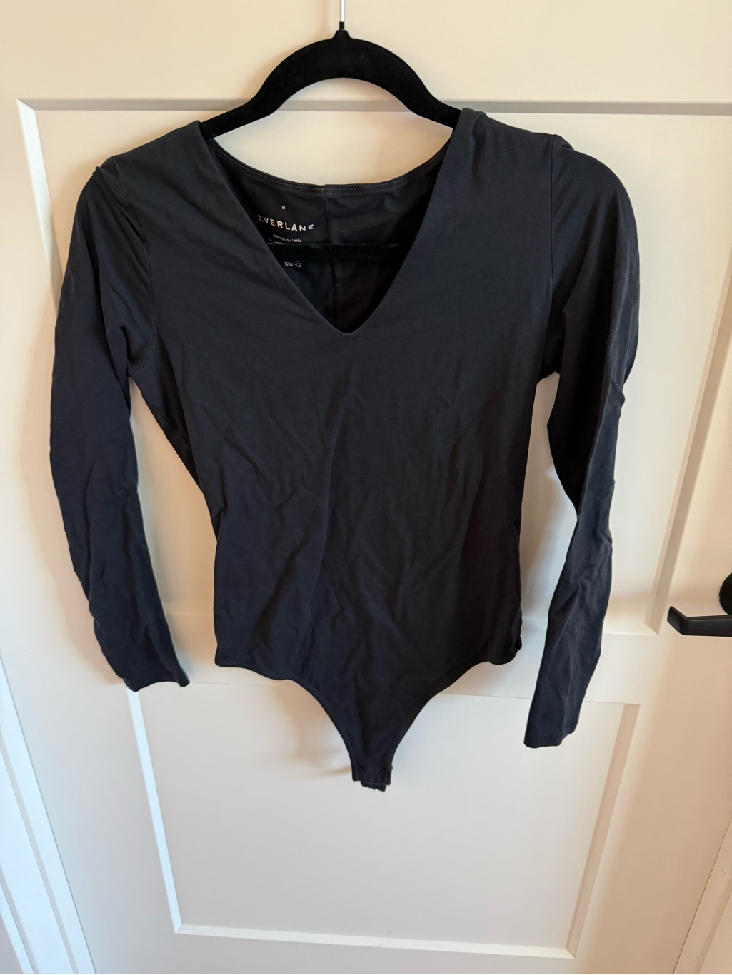Everlane Black Long Sleeve V-Neck Bodysuit Women’s Medium Supima Cotton Stretch